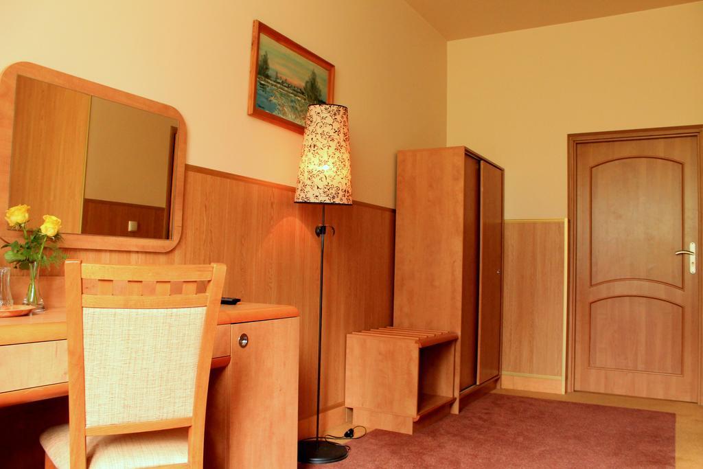 Parkowa - Noclegi Ze Sniadaniem Nowa Ruda Habitación foto