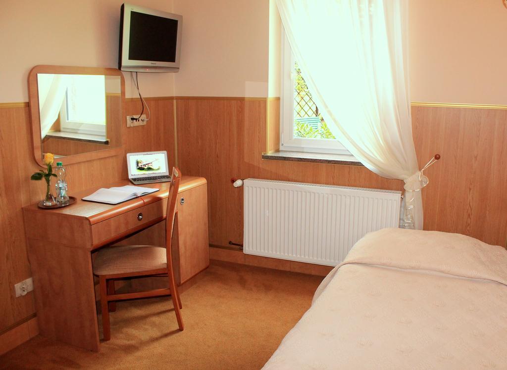Parkowa - Noclegi Ze Sniadaniem Nowa Ruda Habitación foto