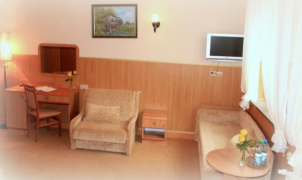Parkowa - Noclegi Ze Sniadaniem Nowa Ruda Habitación foto