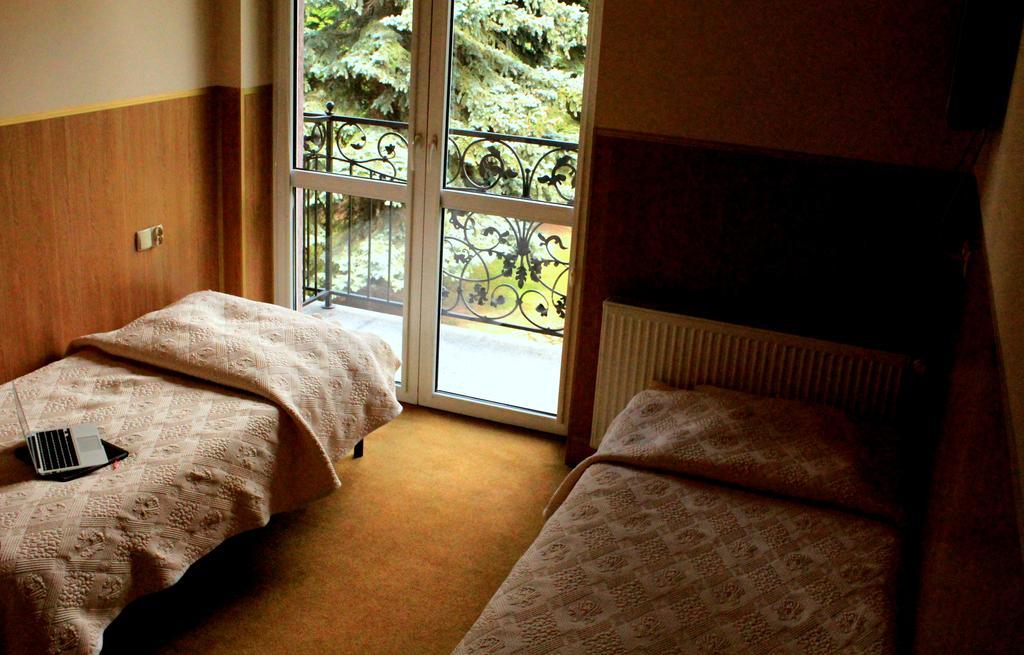 Parkowa - Noclegi Ze Sniadaniem Nowa Ruda Habitación foto