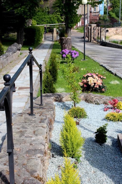 Parkowa - Noclegi Ze Sniadaniem Nowa Ruda Exterior foto